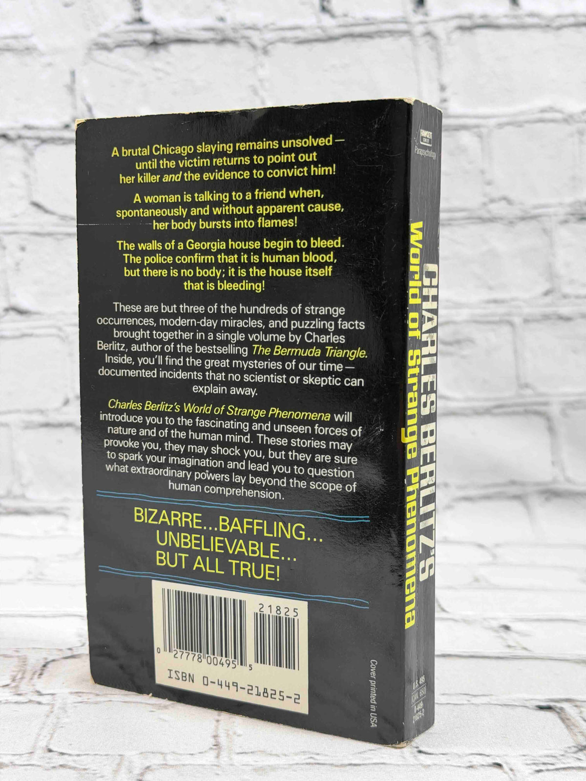 Charles Berlitz's World of Strange Phenomena by Charles Berlitz, 1990 Fawcett Crest paperback - back cover and spine