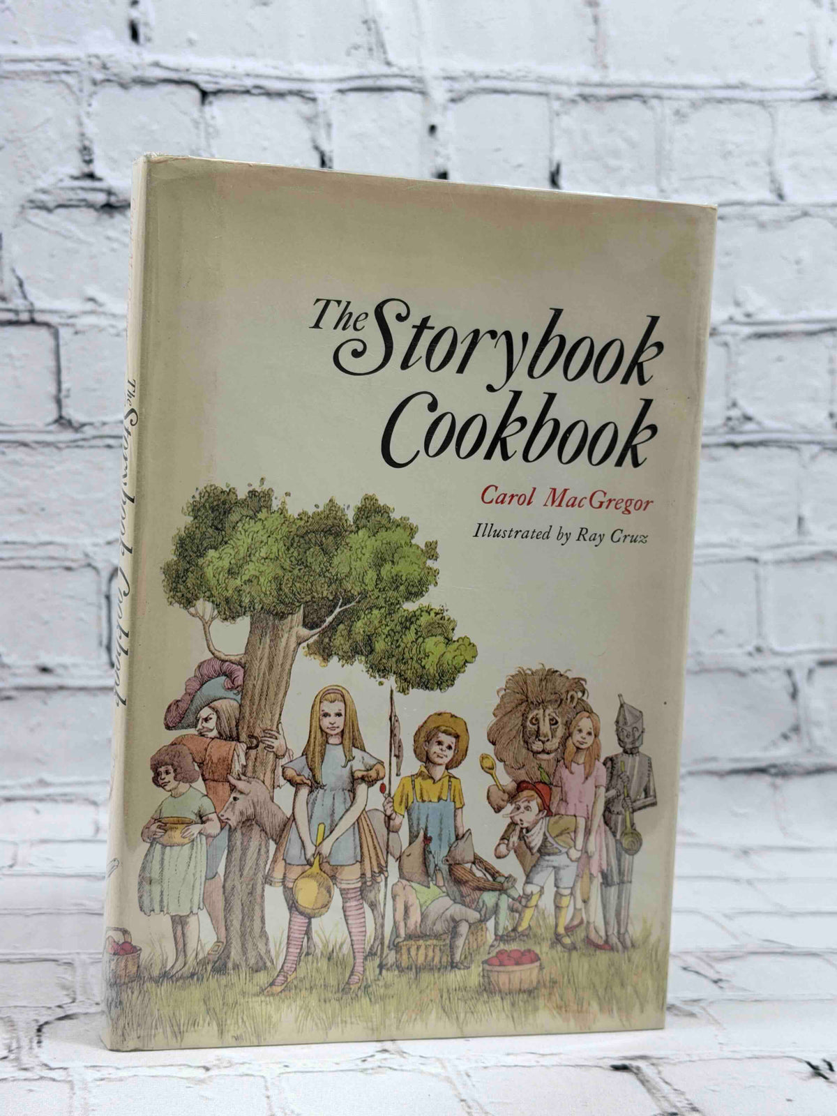 The Storybook Cookbook by Carol MacGregor, 1967 Doubleday hardcover - dust jacket front