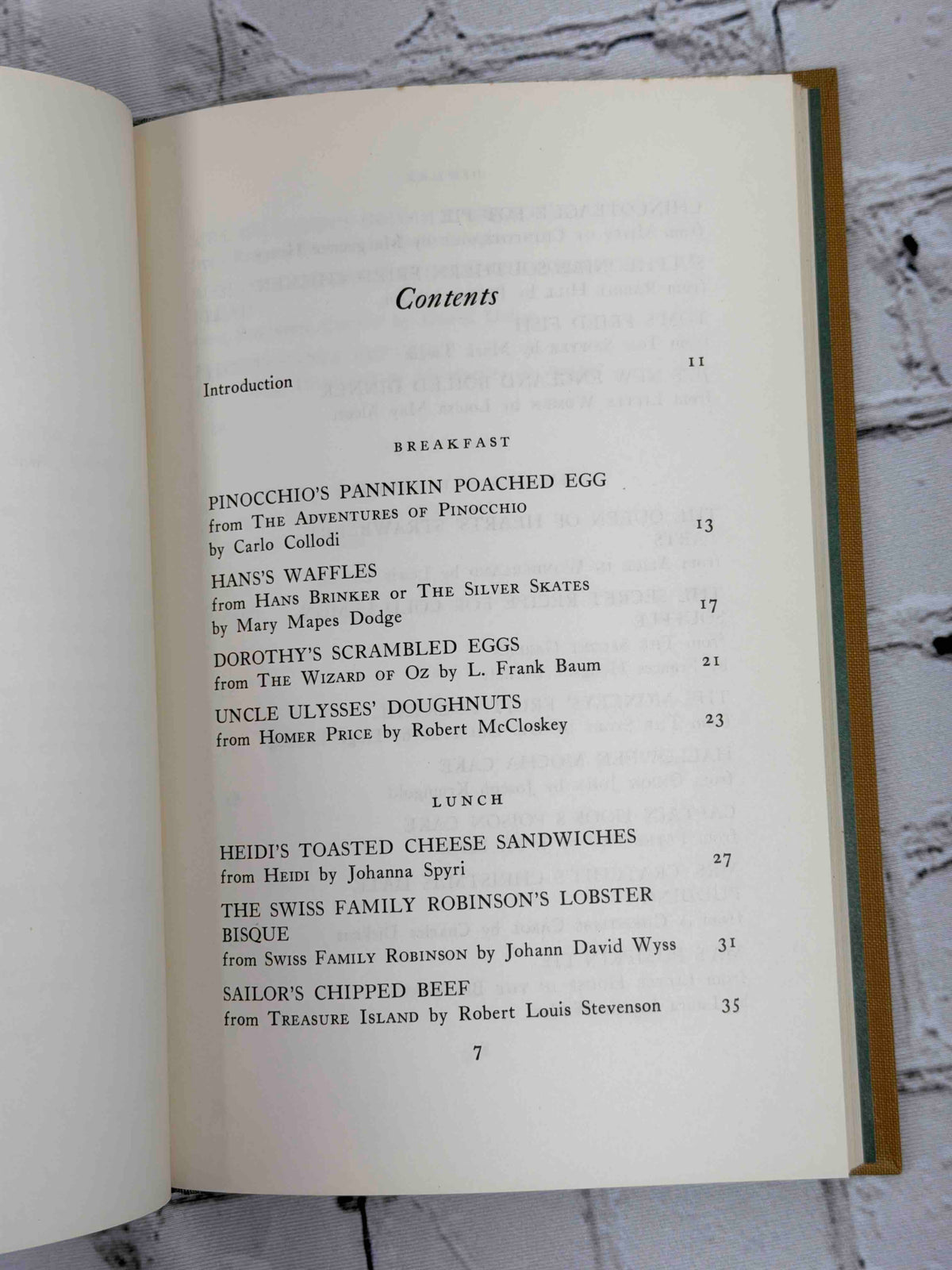 The Storybook Cookbook by Carol MacGregor, 1967 Doubleday hardcover - contents page