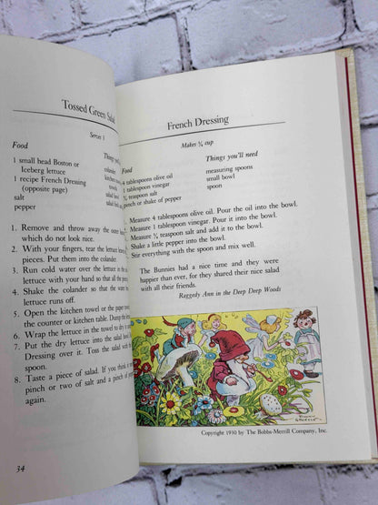 Raggedy Ann and Andy's Cookbook by Nika Hazelton, 1975 Bobbs-Merrill hardcover - recipe pages