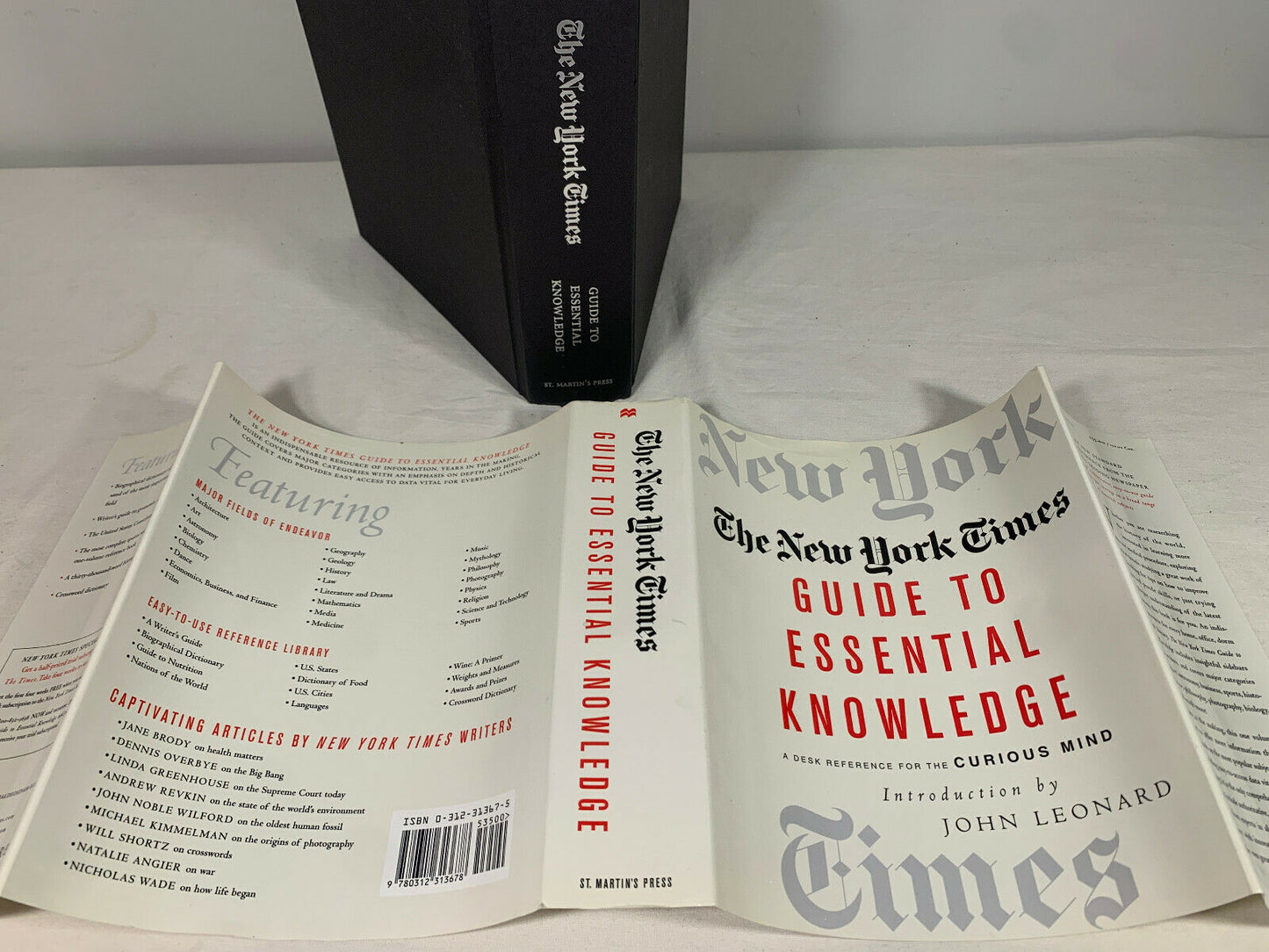 The New York Times Guide to Essential Knowledge [5th Printing · 204]