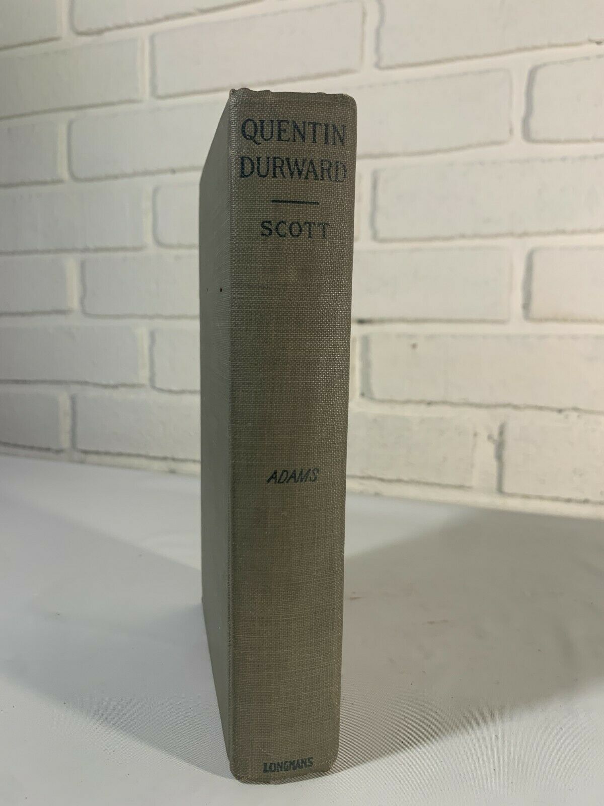 Quentin Durward, Sir Walter Scott's, (1916) Longman's English Classics K3