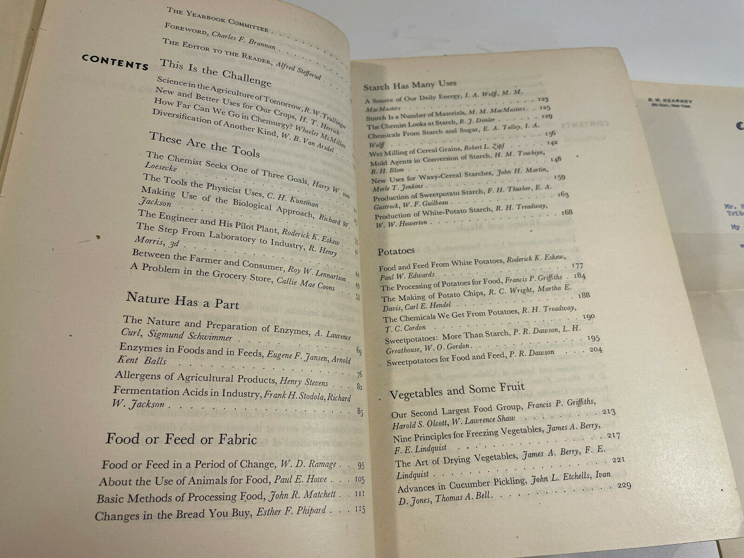 Crops In Peace and War: Yearbook of Agriculture 1950-1951