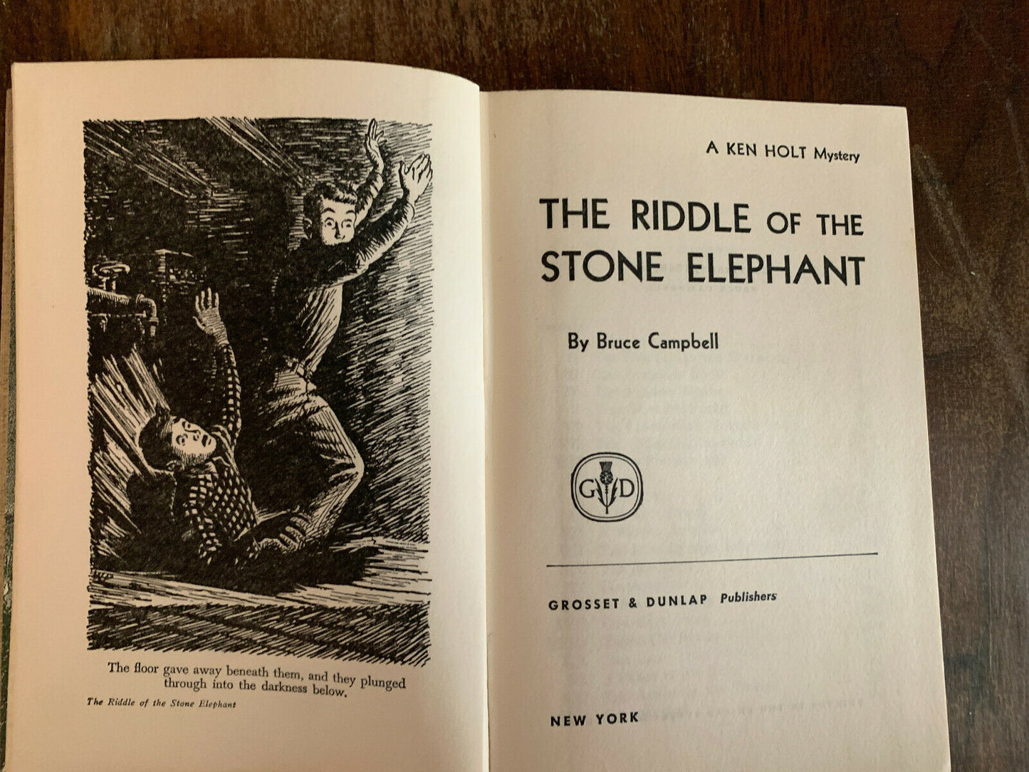 The Riddle Of The Stone Elephant  #2 Ken Holt by Bruce Campbell (HSb)