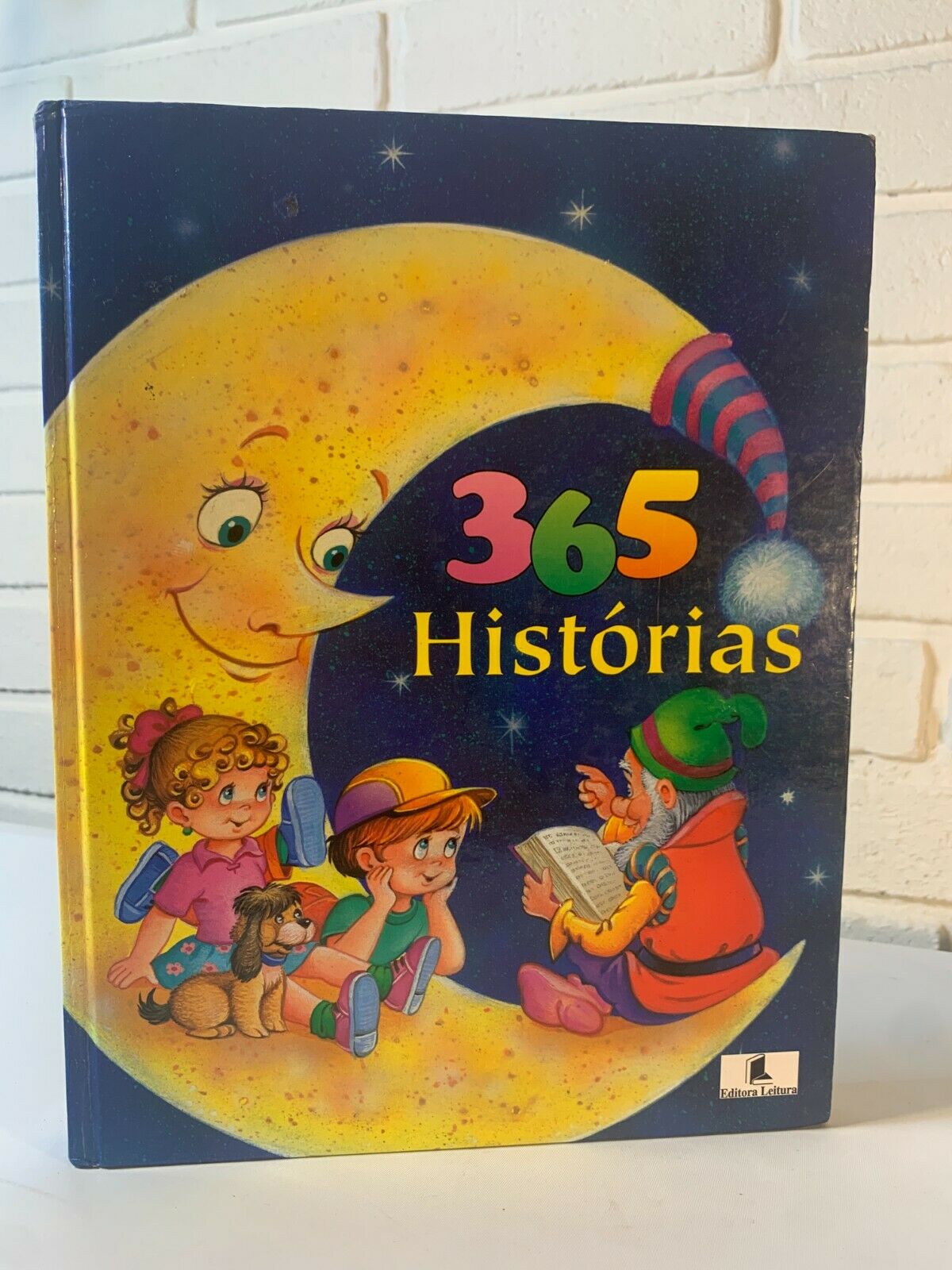365 Historias, Illustracoes by Carlos Busquets [History of Children]