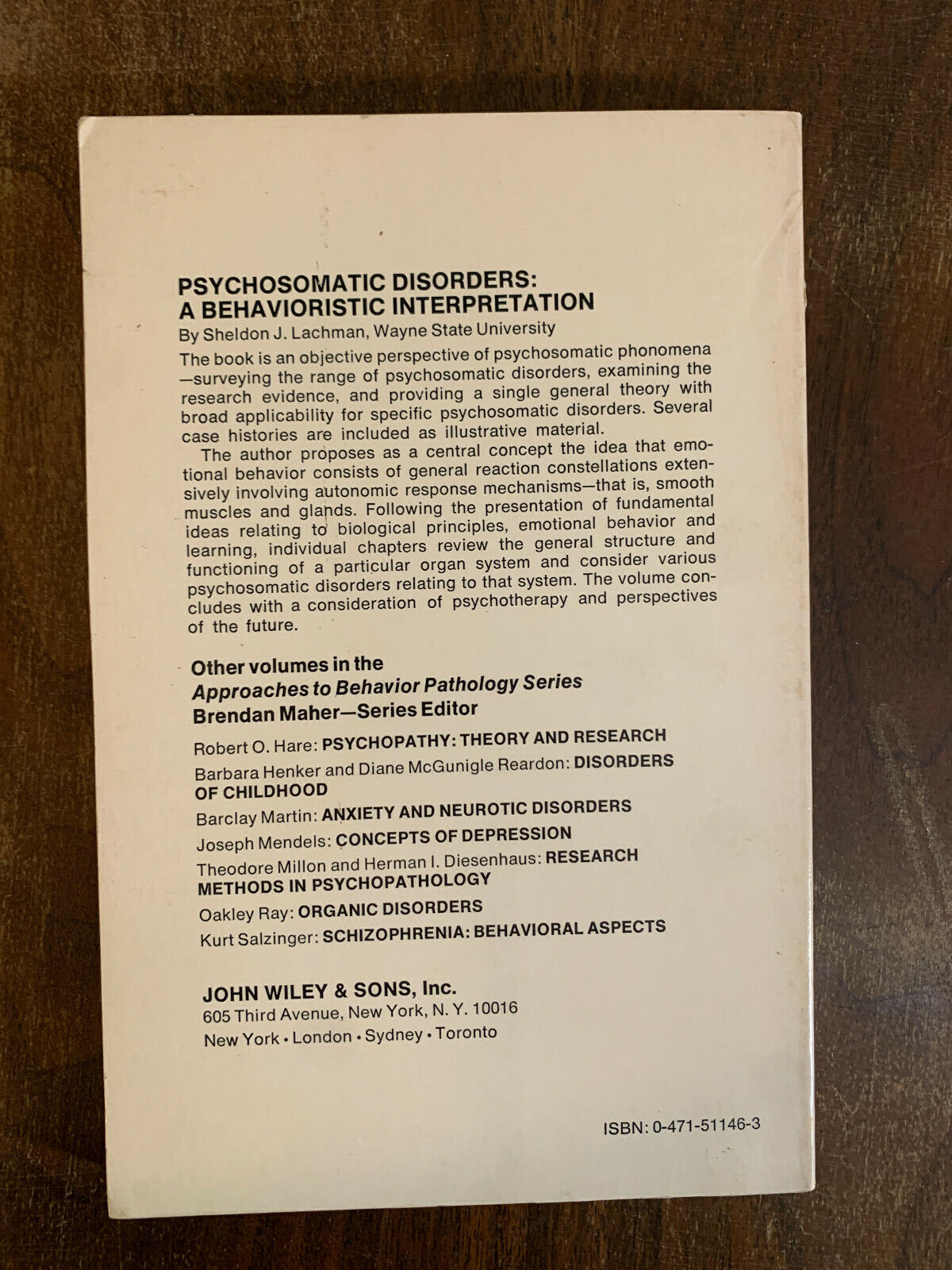 Psychosomatic Disorders : A Behavioristic Interpretation by Lachman 1972 (Z2)