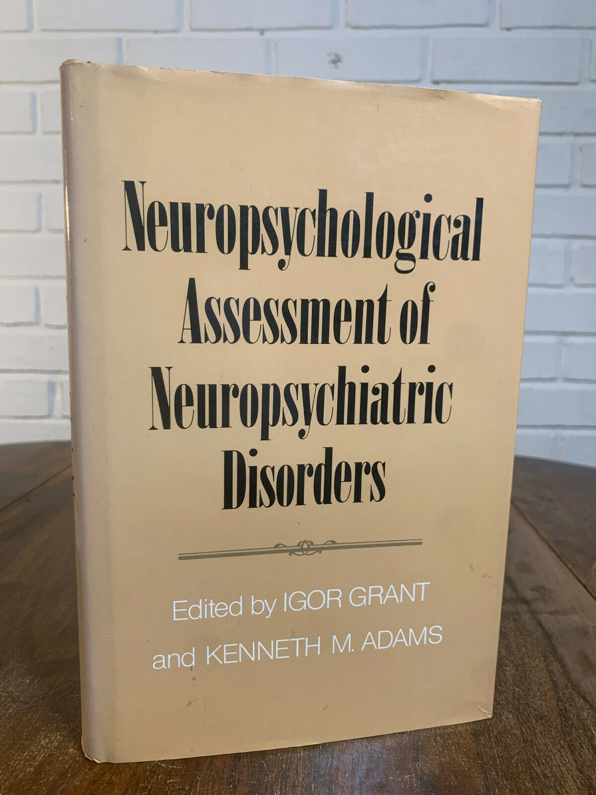 Neuropsychological Assessment of Neuropsychiatric Disorders Adams (Z1)