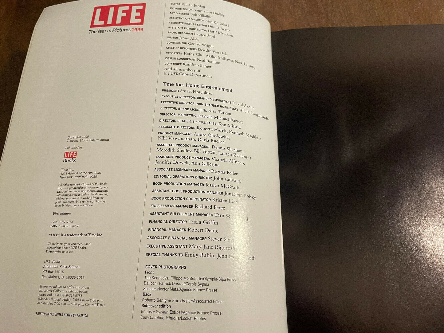 Life Year in Pictures: The 1999 Album by Life Magazine Editors (1A)