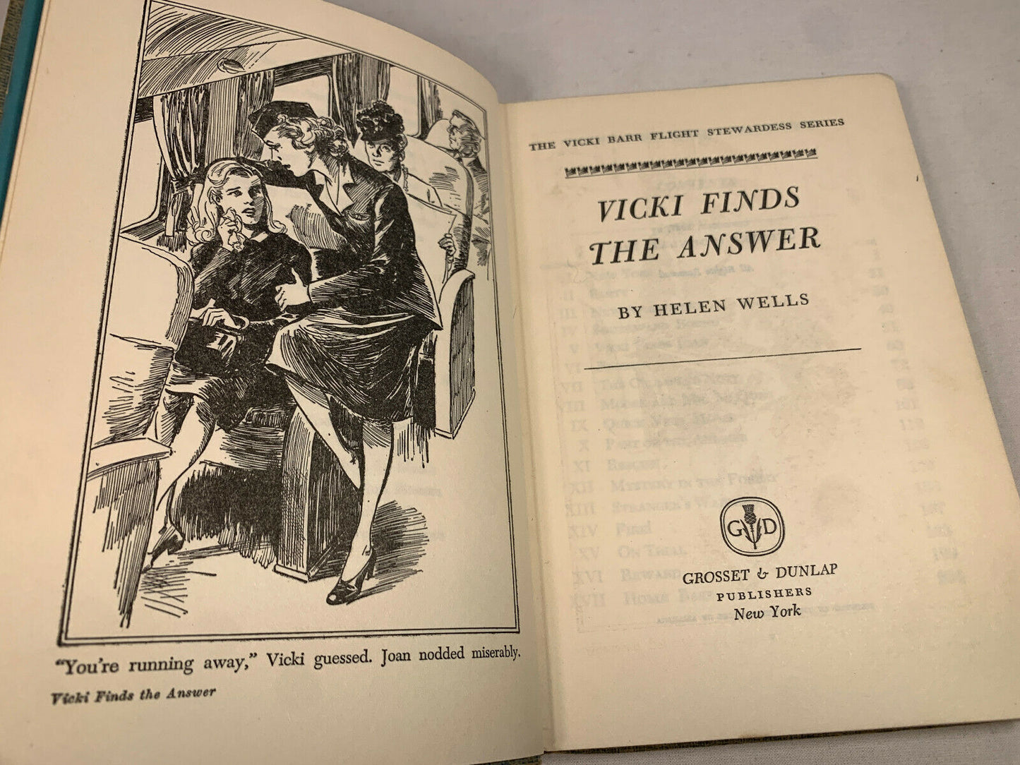 Vicki Finds the Answers by Helen Wells 1947