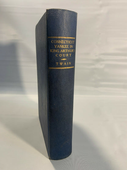 A Connecticut Yankee In King Arthur's Court by Mark Twain, Gift Ed.1917