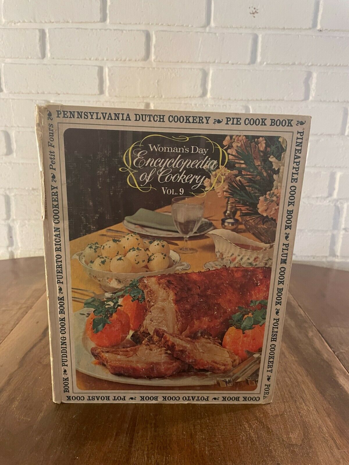 Woman's Day Encyclopedia of Cookery (Vol. 4 - Cre - Fin) 1966 Hardcover