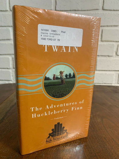 The Adventures of Huckleberry Finn Mark Twain NY Post Family Classics Library