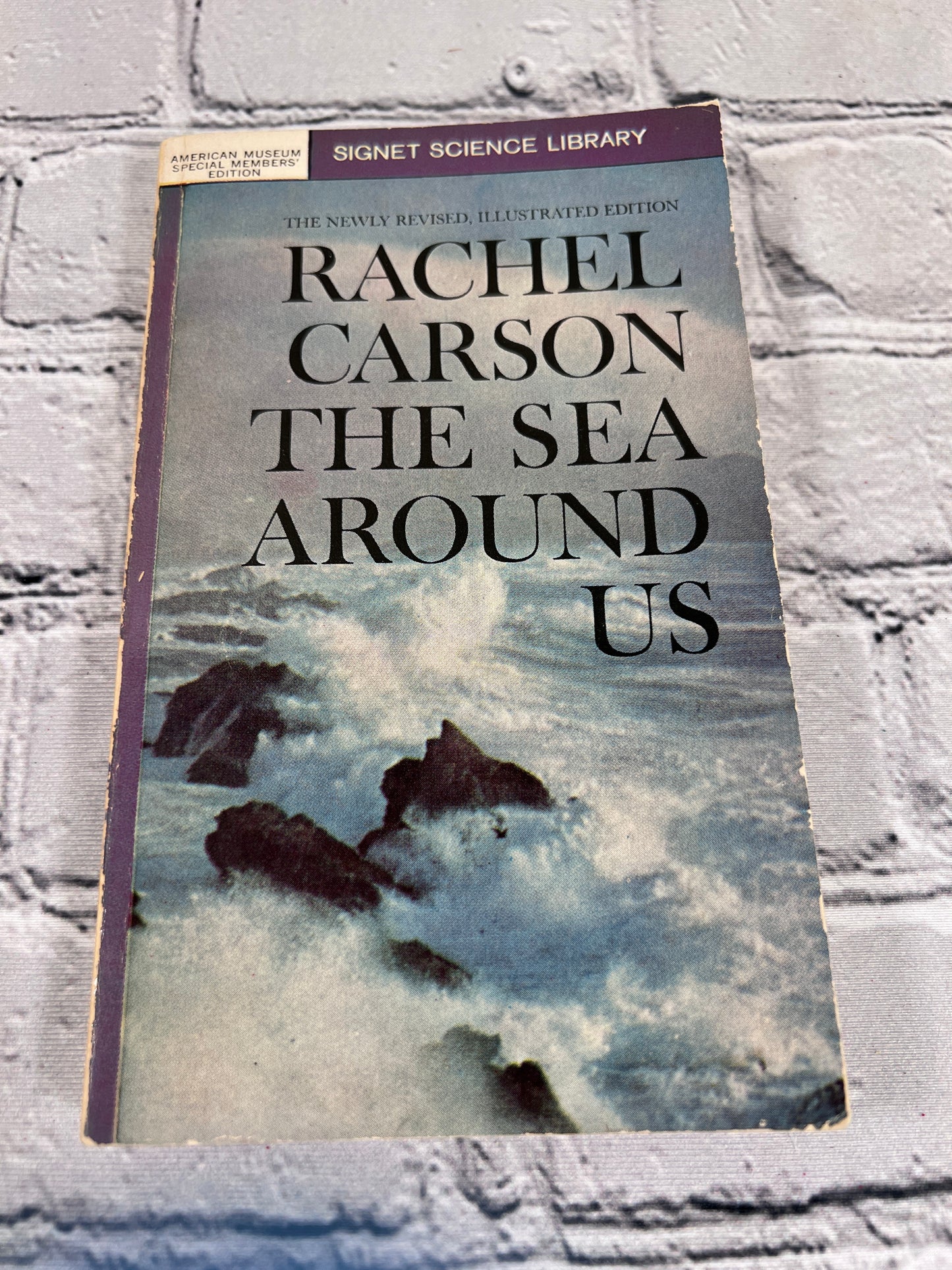 The Sea Around Us by Rachel L. Carson [1961 · 19th Printing]