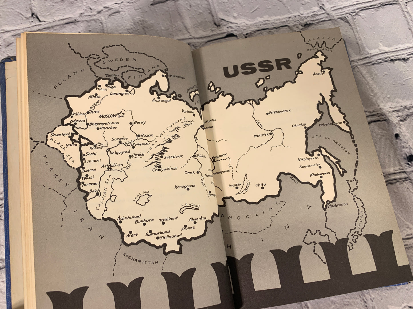 Meet Soviet Russia - Book One: Land, People, Sights by John Gunther [1962]