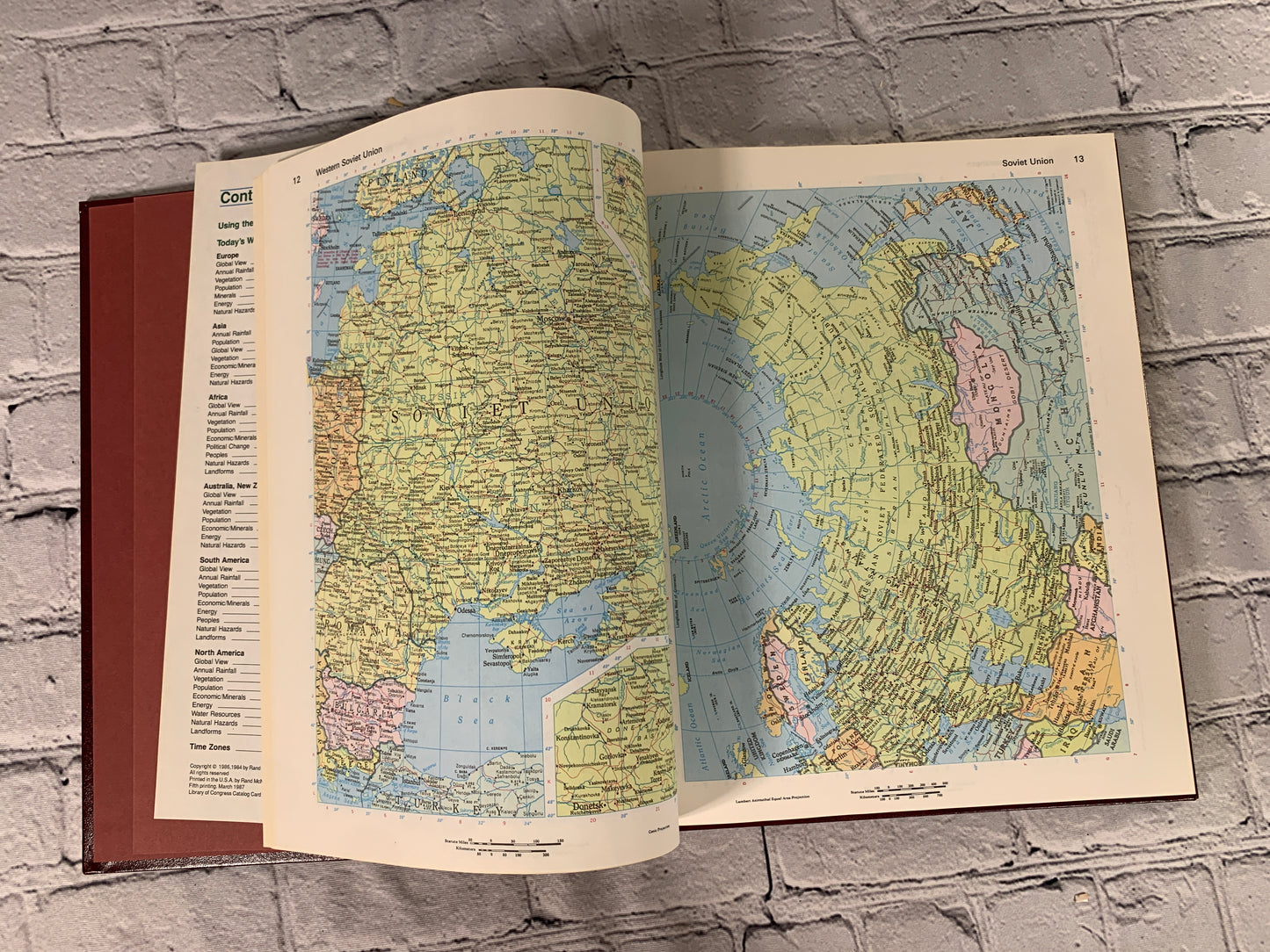 Contemporary World Atlas Rand McNally [1987]