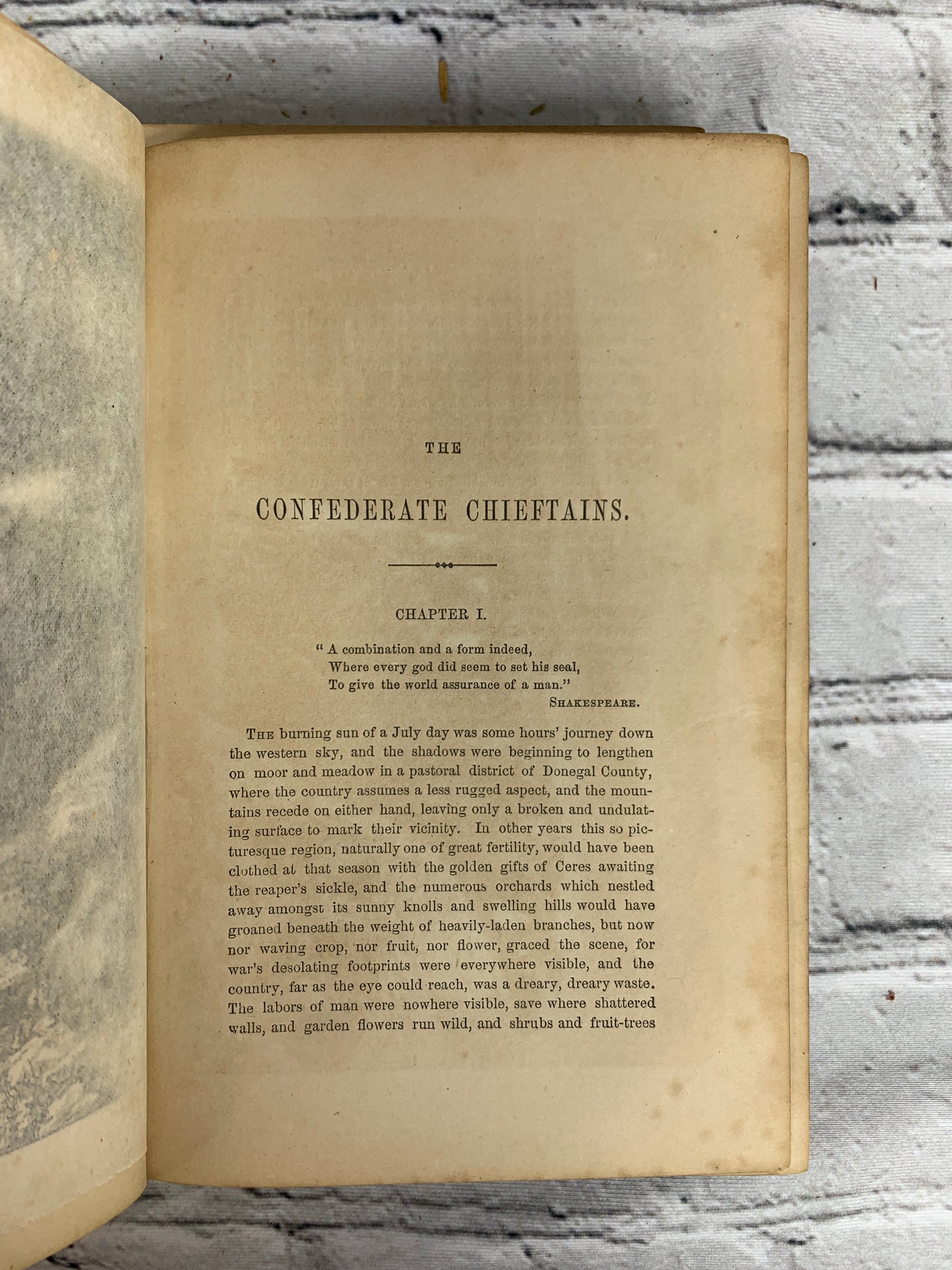 The Confederate Chieftians Tale of the Irish Rebellion of 1641 by Sadlier [1860]