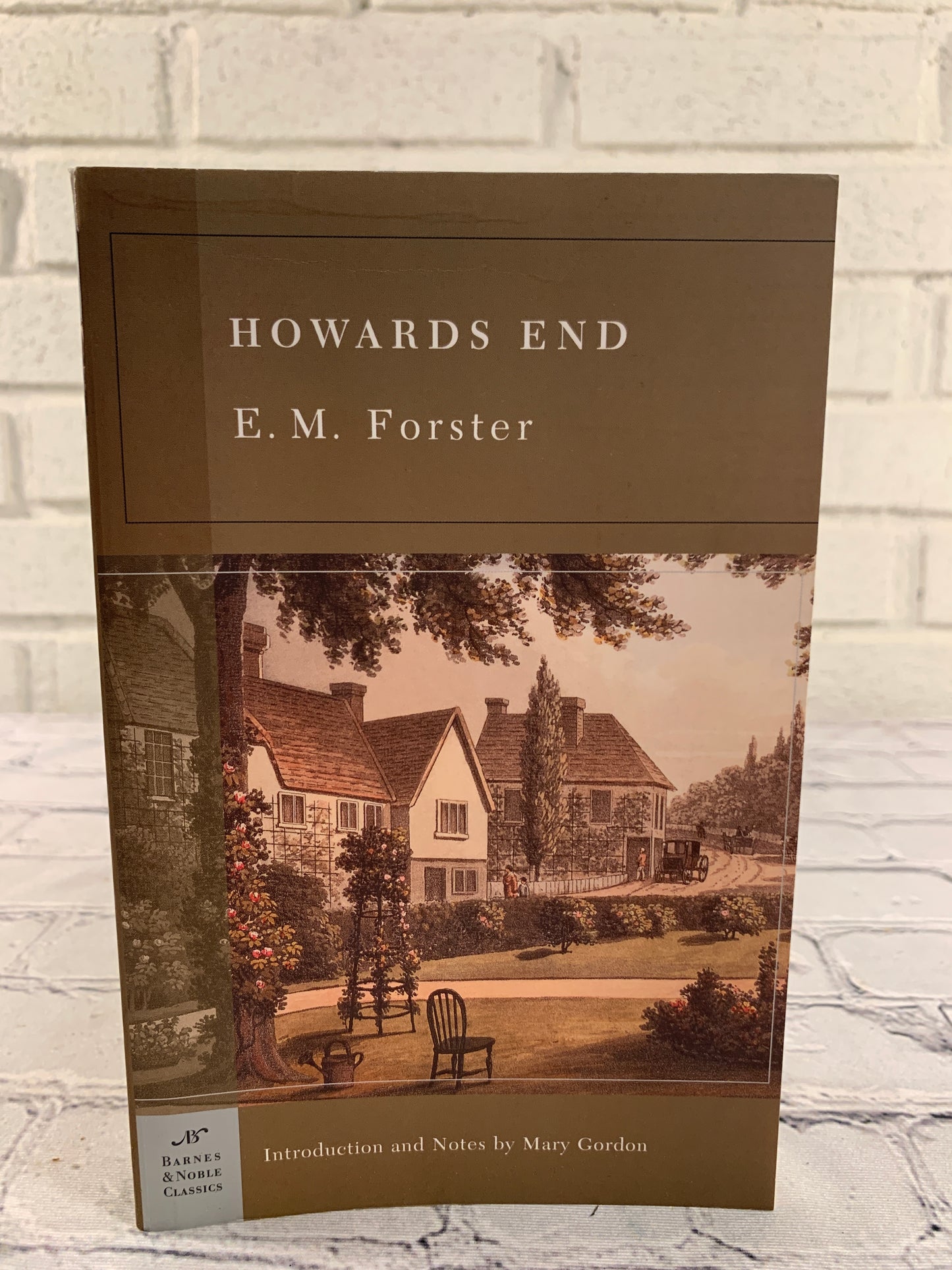 Howards End by E.M. Forster [2003 · Barnes & Nobel]