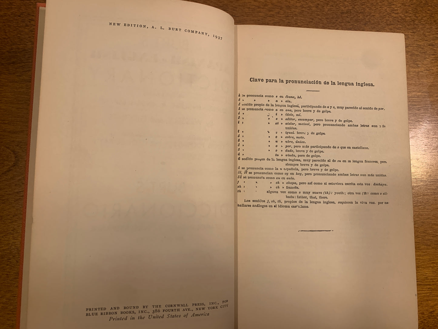 Burt's Spanish - English, English - Spanish Dictionary 1937