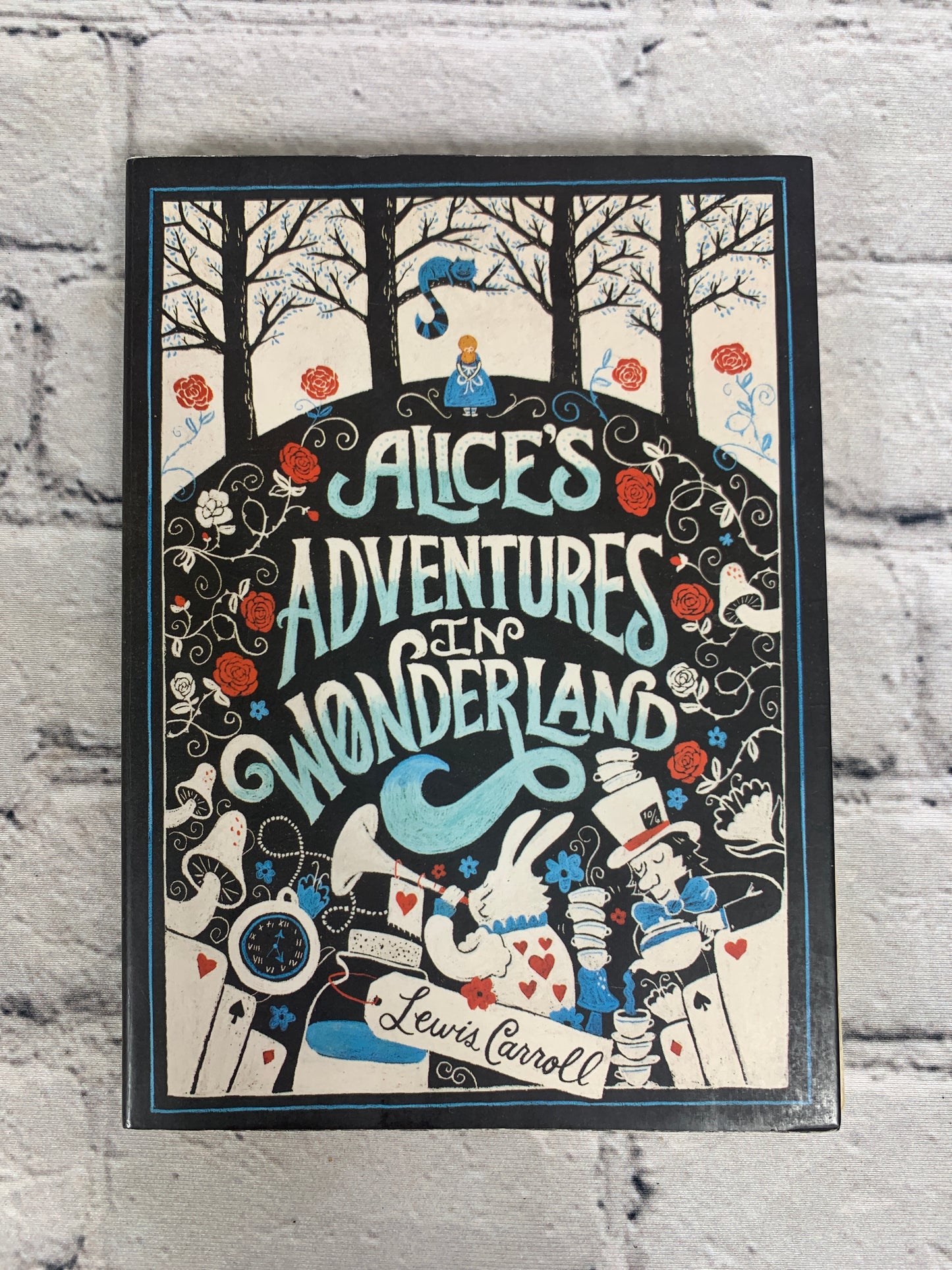 Alice's Adventures in Wonderland Illustrated by Mary Kate McDevitt [2014]