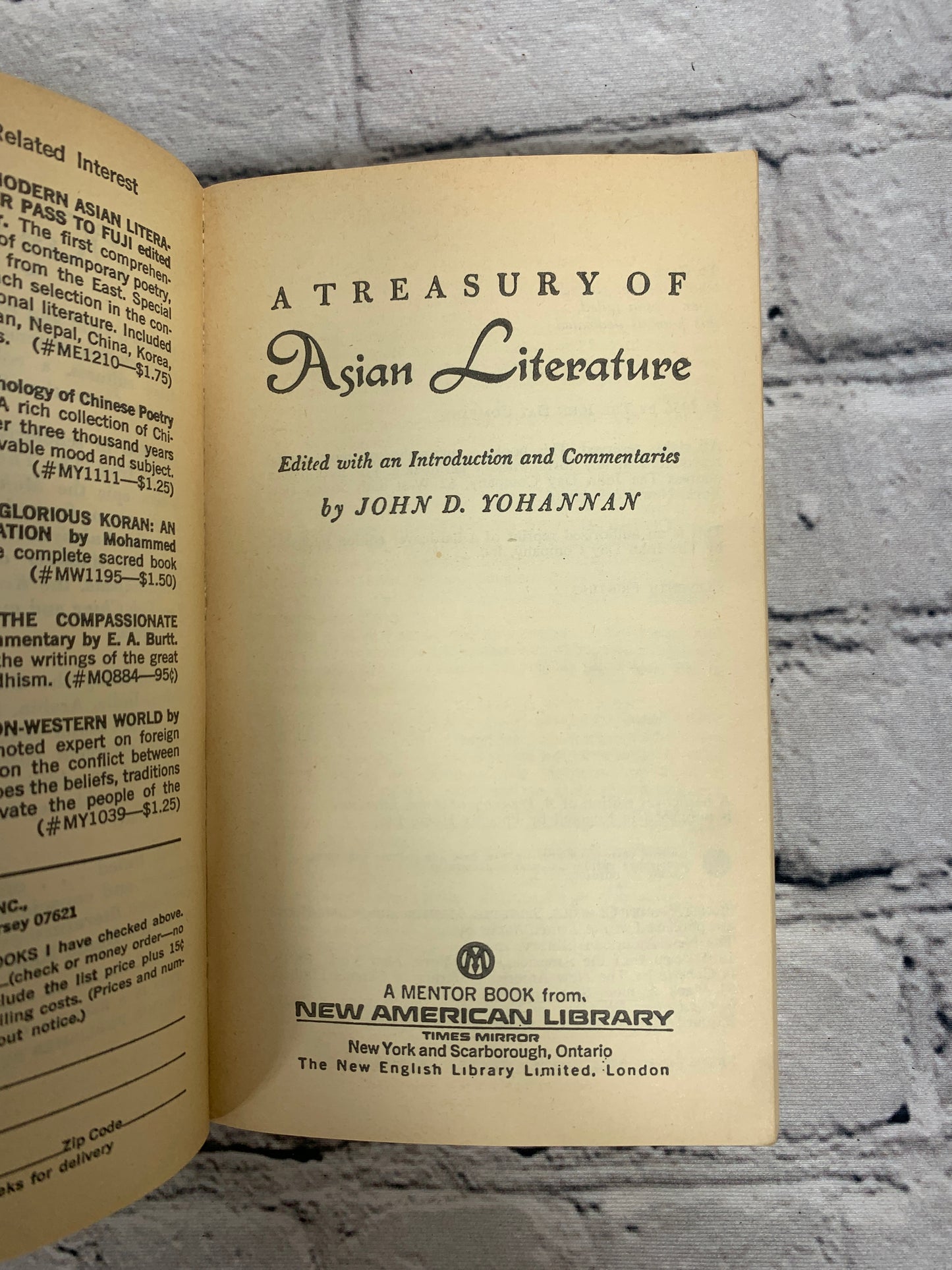 A Treasury of Asian Literature by John D Yohannan [1956]