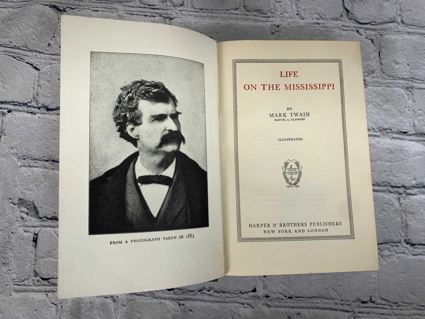 Mark Twain [Authors National Edition ·  11 Volumes]