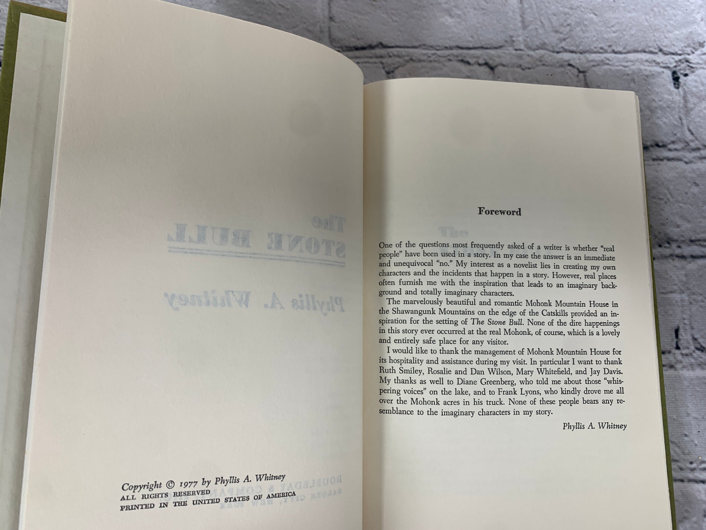 The Stone Bull by Phyllis A. Whitney [1977 · BCE]