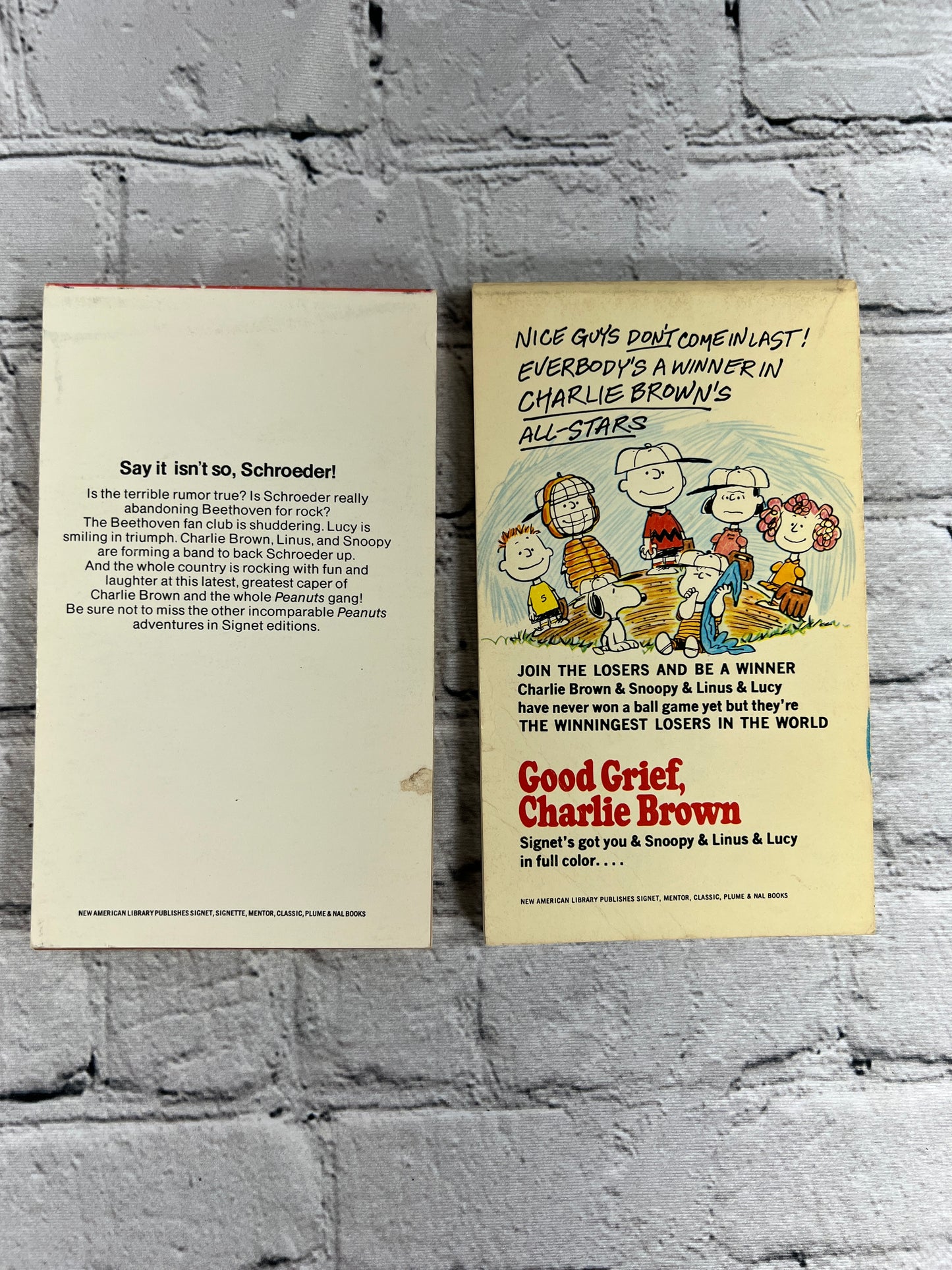 Peanuts Charlie Brown by Charles M Schulz [Lot of 2 · Signet · 1960-1970]