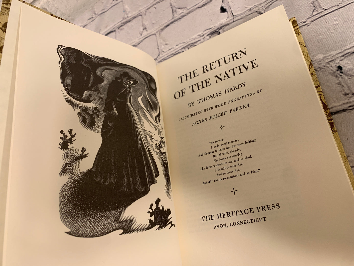The Return of the Native by Thomas Hardy with Sandglass [1970 · Heritage Press]