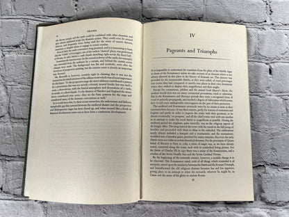 Drama: Its Costume and Décor by James Laver [1st Edition · 1951]