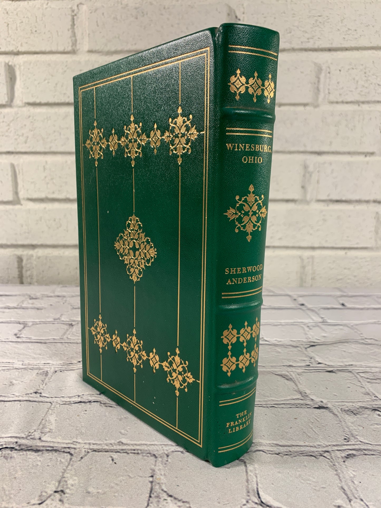 Winesburg, Ohio by Sherwood Anderson [1976 Limited Edition · The Franklin Library]