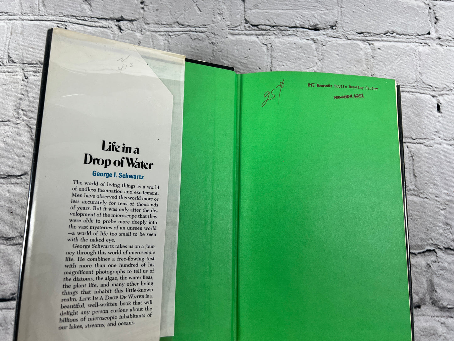 Life in A Drop of Water by George I. Schwartz [1st Edition · 1970]