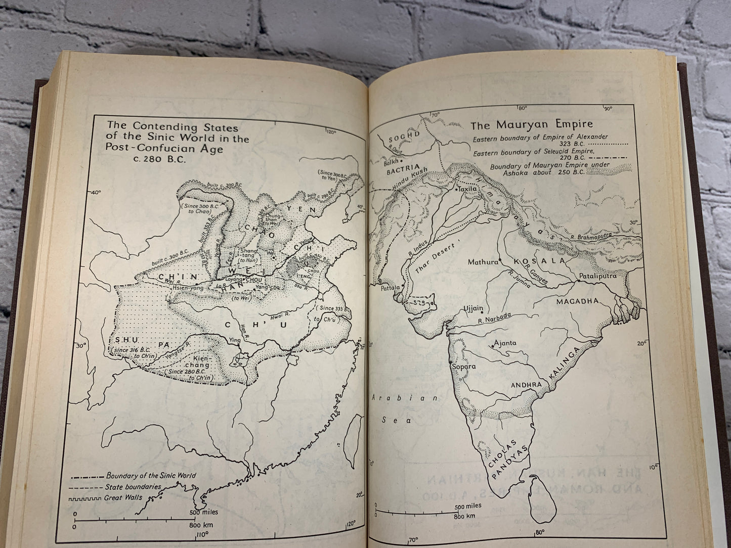 Mankind and Mother Earth Narrative History of the World by Arnold Toynbee [1976]