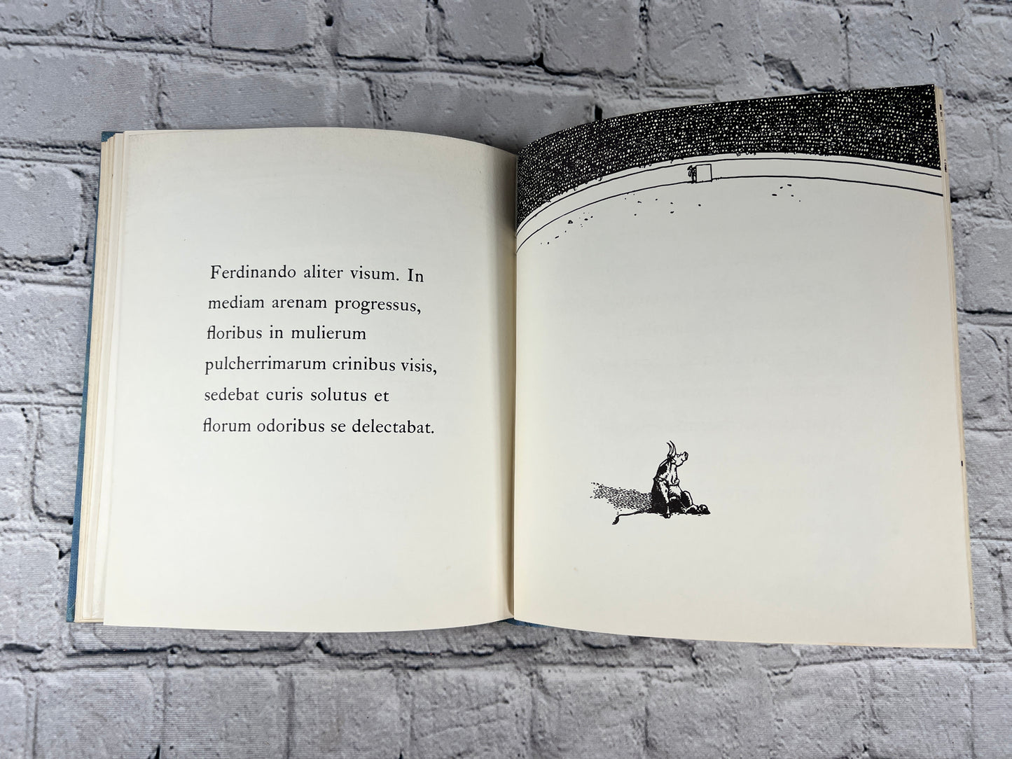 Ferdinandus Taurus The Story of Ferninand by Munro Leaf [1962 · Latin Language]