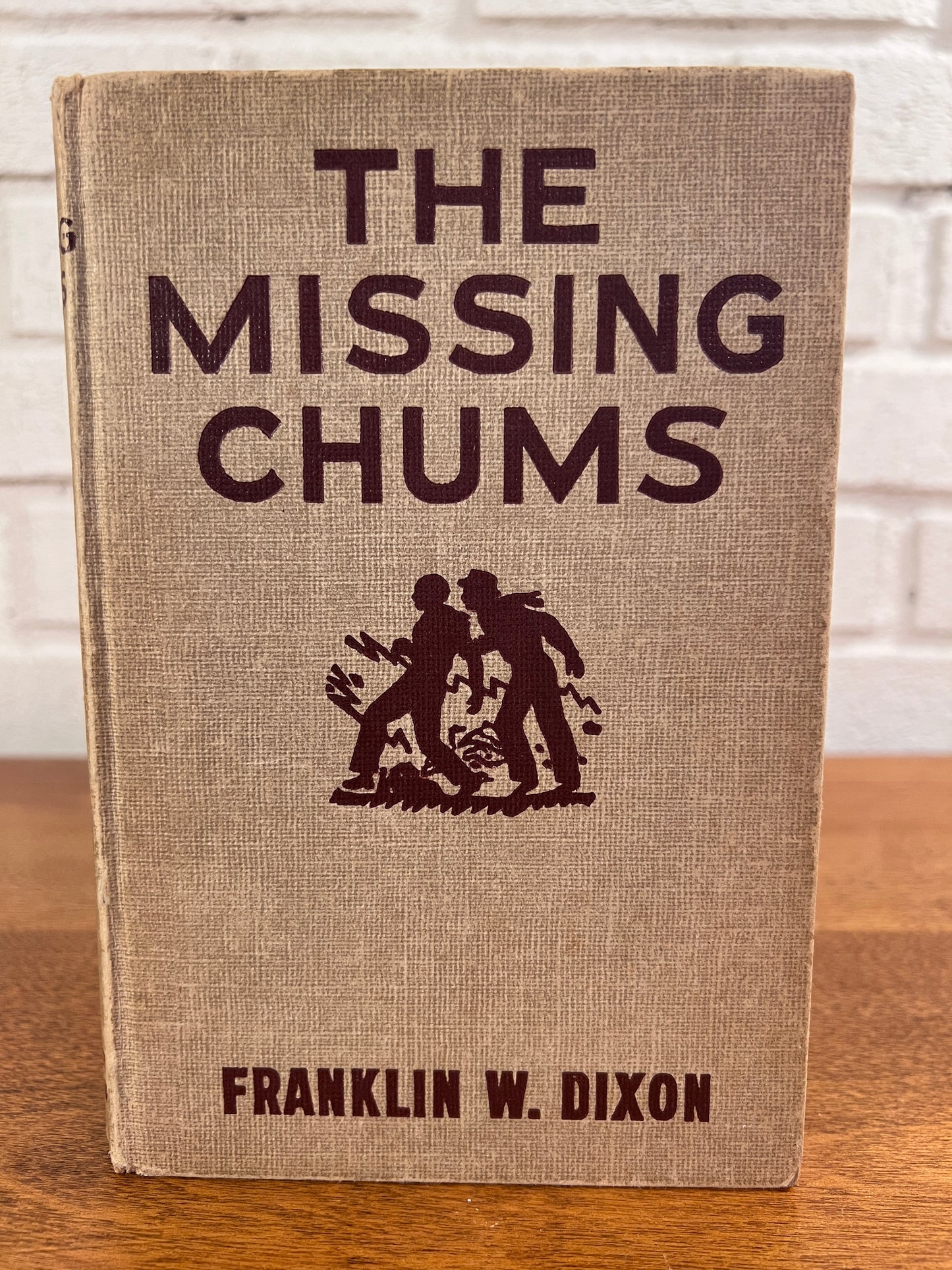 The Missing Chums #4 by Franklin W. Dixon - The Hardy Boys