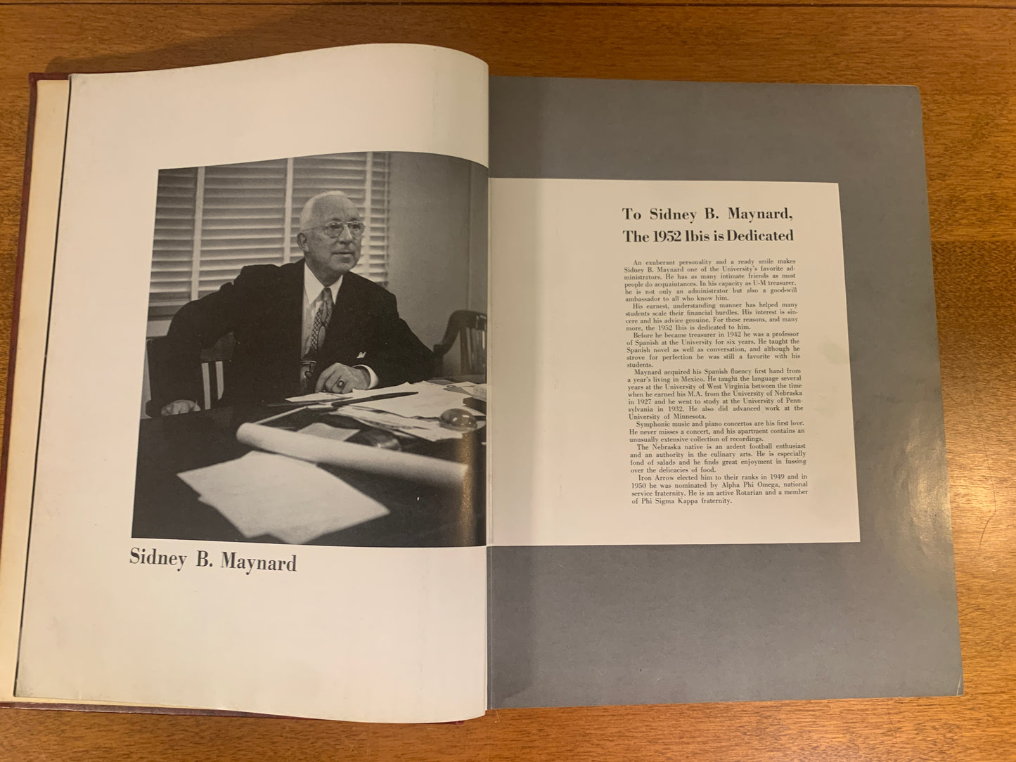 University of Miami Yearbook Volume 26 - 1952