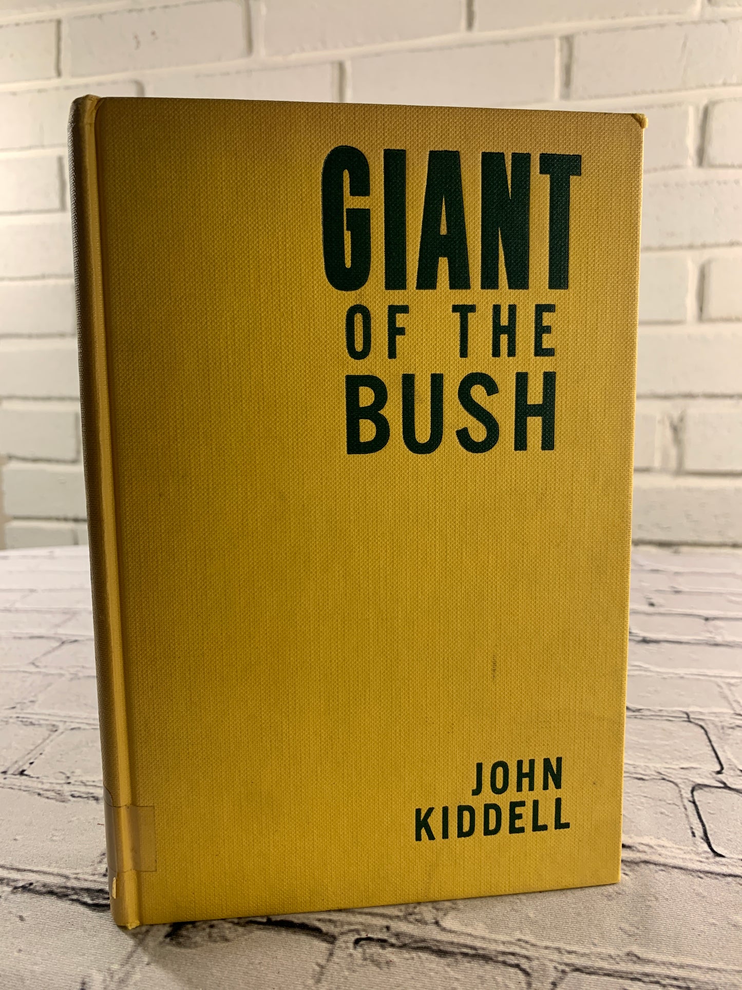 Giant of the Bush by John Kiddell [1962]