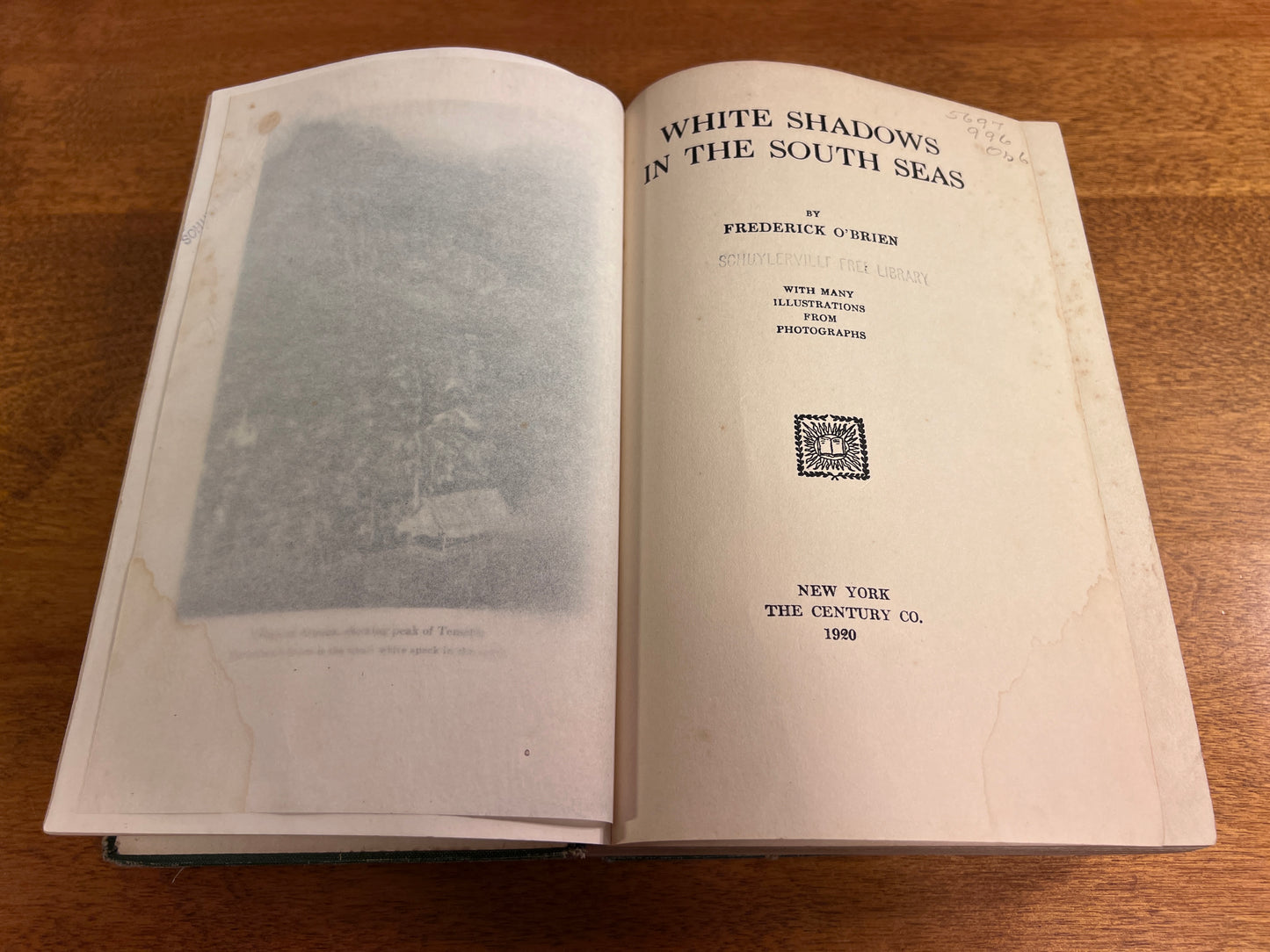 White Shadows in the South Seas by Frederick O'Brien [1st Edition, 1920]