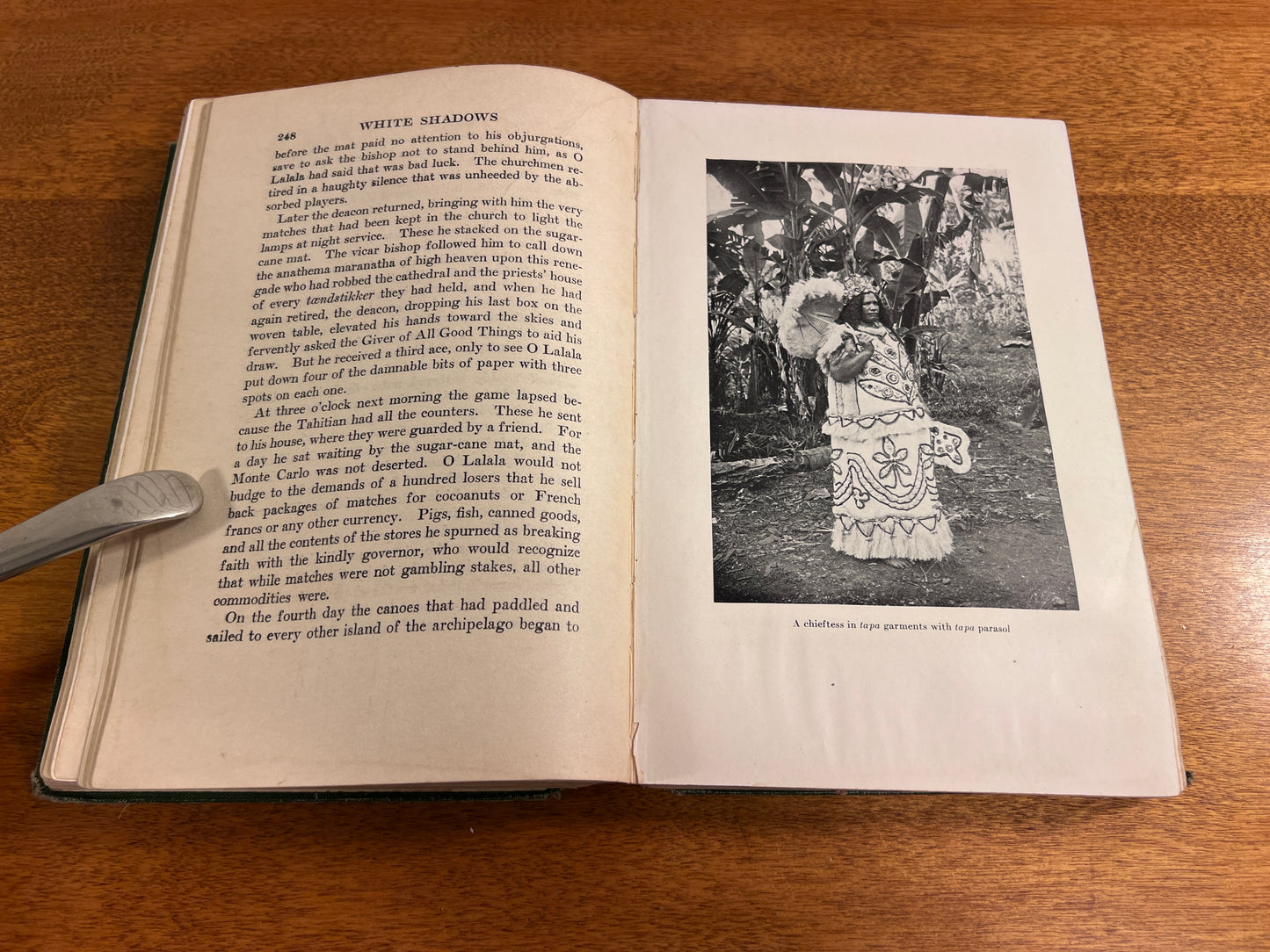 White Shadows in the South Seas by Frederick O'Brien [1st Edition, 1920]