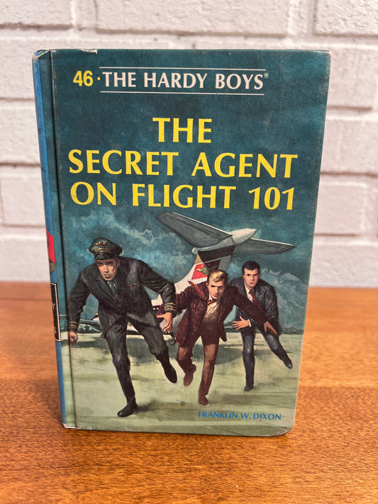 The Secret Agent on Flight 101 #46 by Franklin W. Dixon - The Hardy Boys