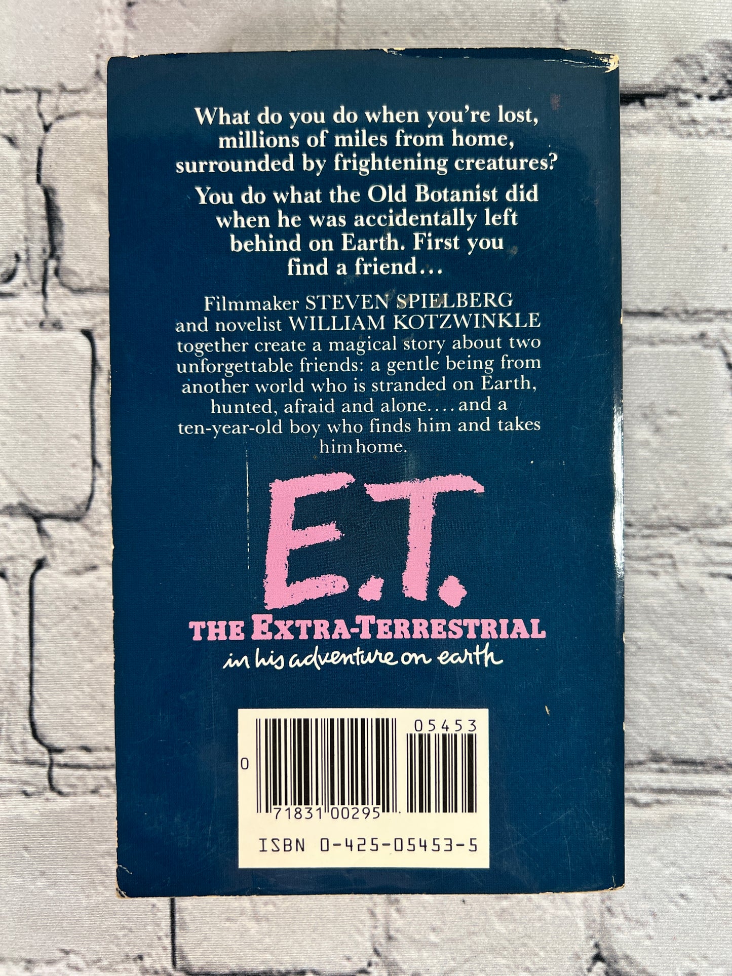 E.T. The Extraterrestrial in his Adventure on Earth by Kotzwinkle [1982]