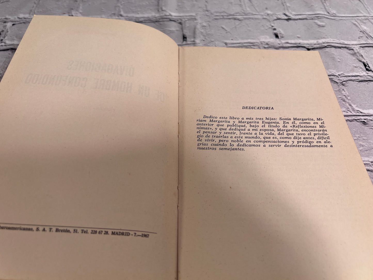 Divagaciones de un Hombre Confundido by Enrique Campos Del Toro [1967 · 1st Edition]