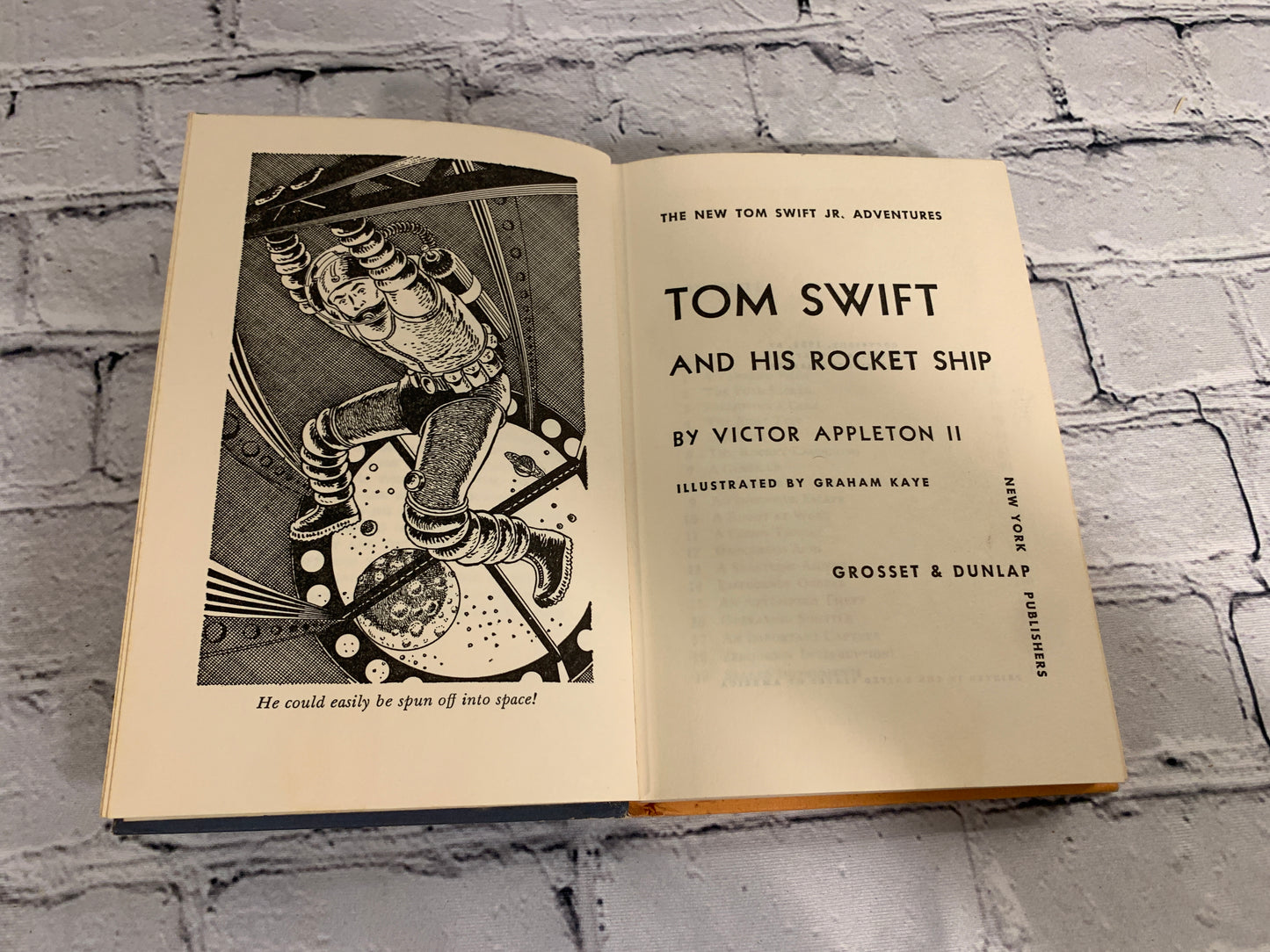 Tom Swift and His Rocketship by Victor Appleton II [1954]