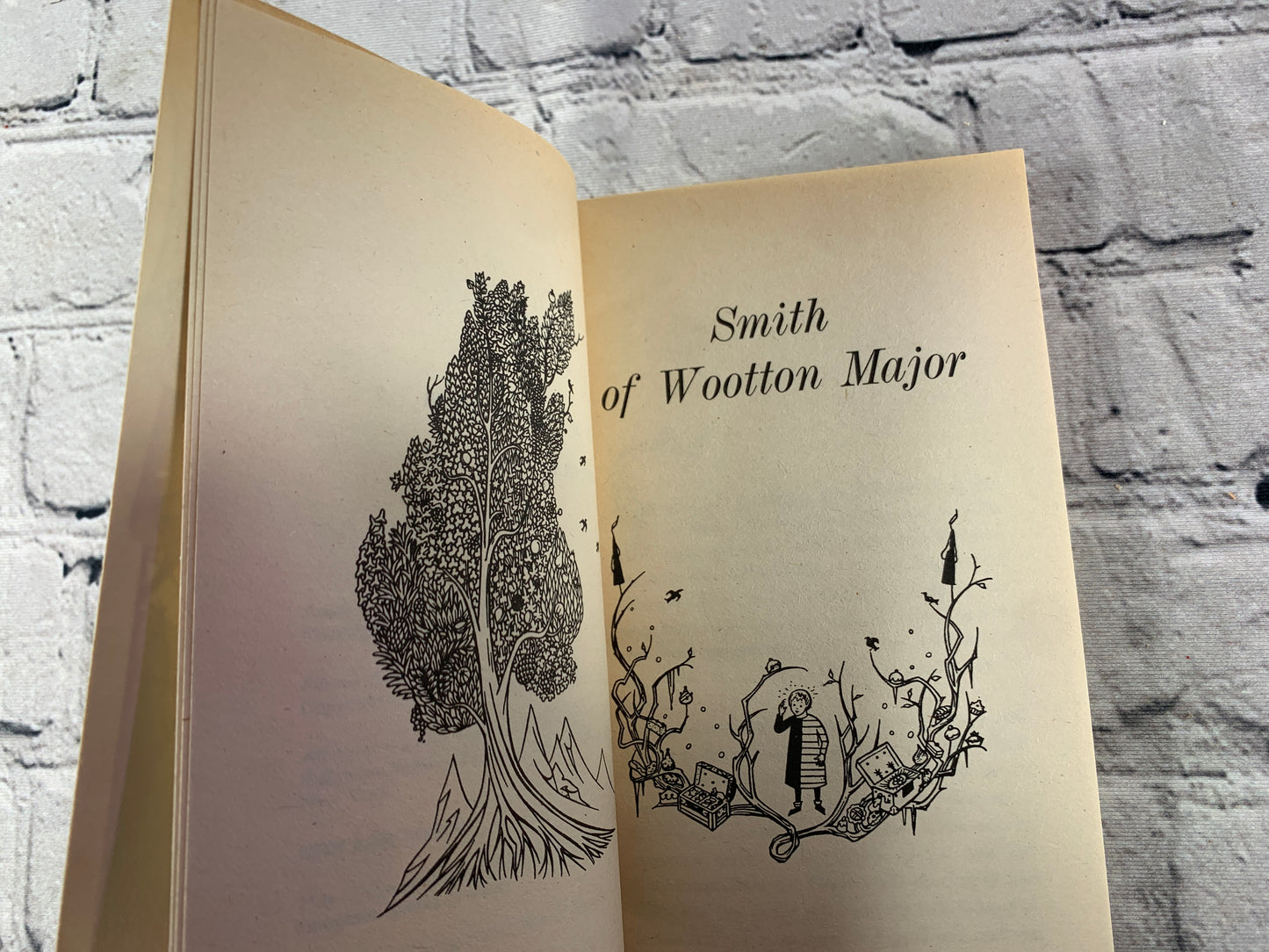 Smith of Wootton Major & Farmer Giles by J.R.R. Tolkien [1979]