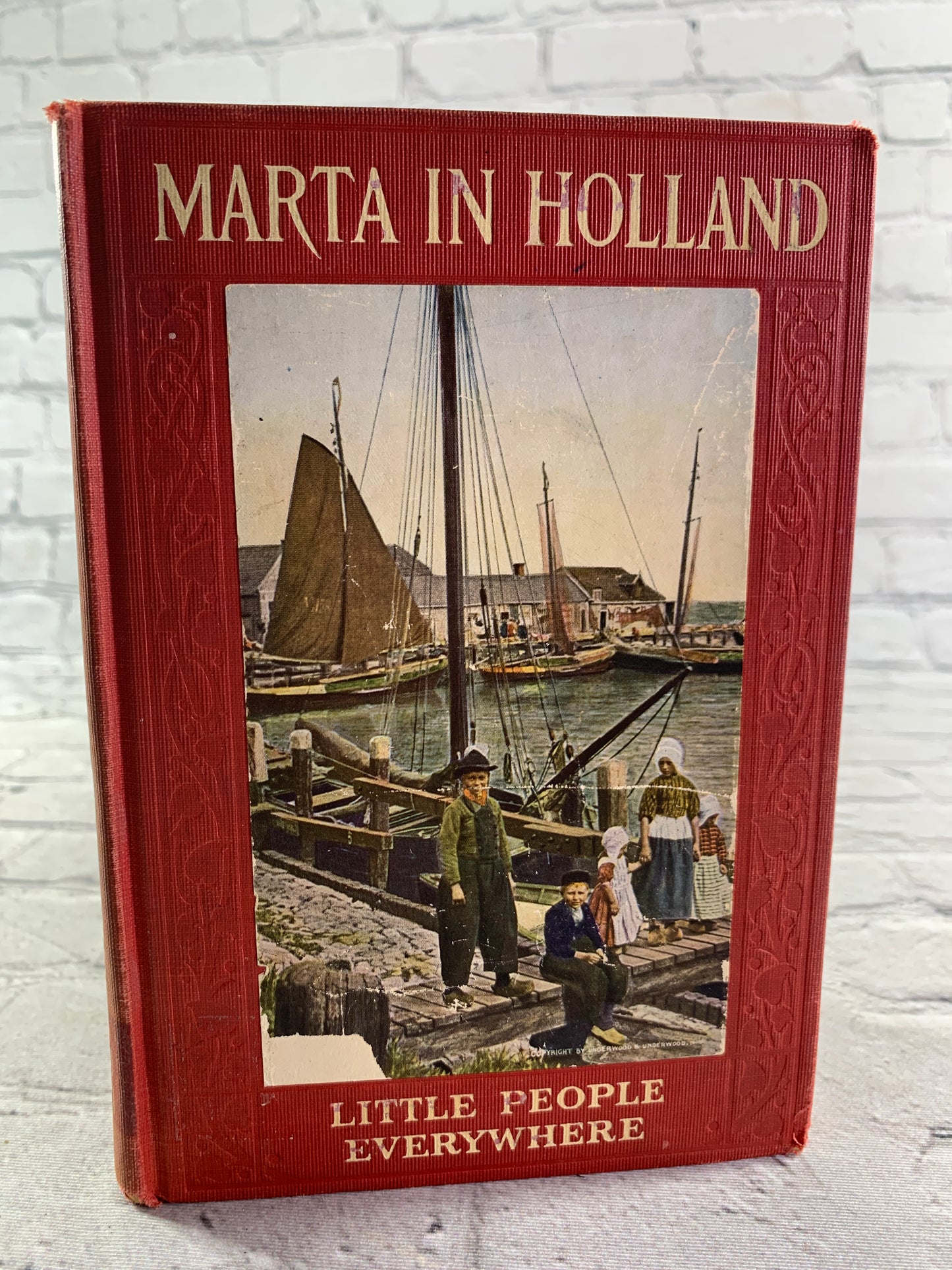 Marta In Holland: Little People Everywhere by McDonald [1912 · School Edition]