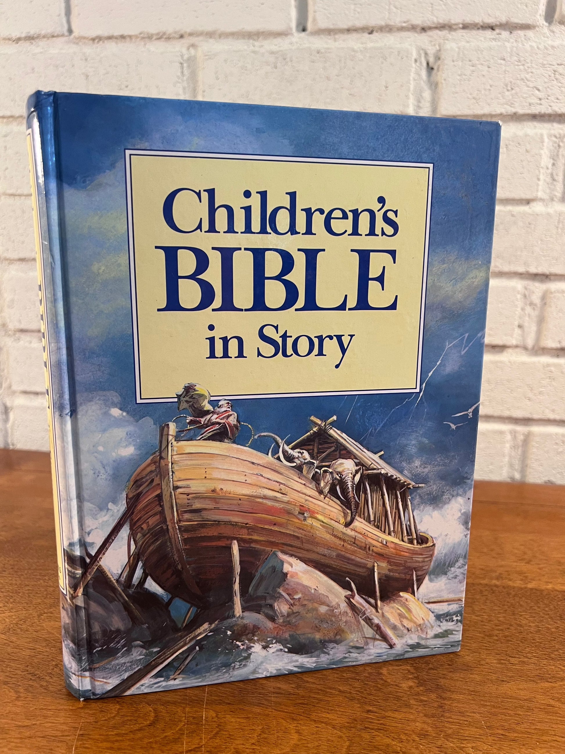 Flipped Pages Children's Bible in Story retold by by James F. Couch, Jr. 1989