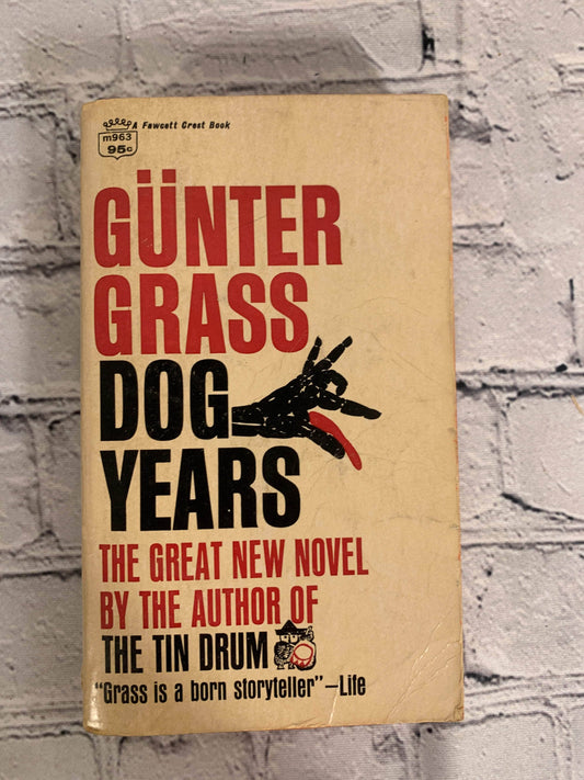 Flipped Pages Dog Years by Gunther Grass [1966 · 1st Fawcett Printing]