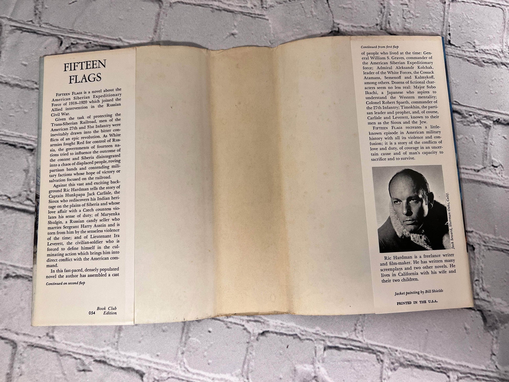 Flipped Pages Fifteen Flags by Ric Hardman [1968]