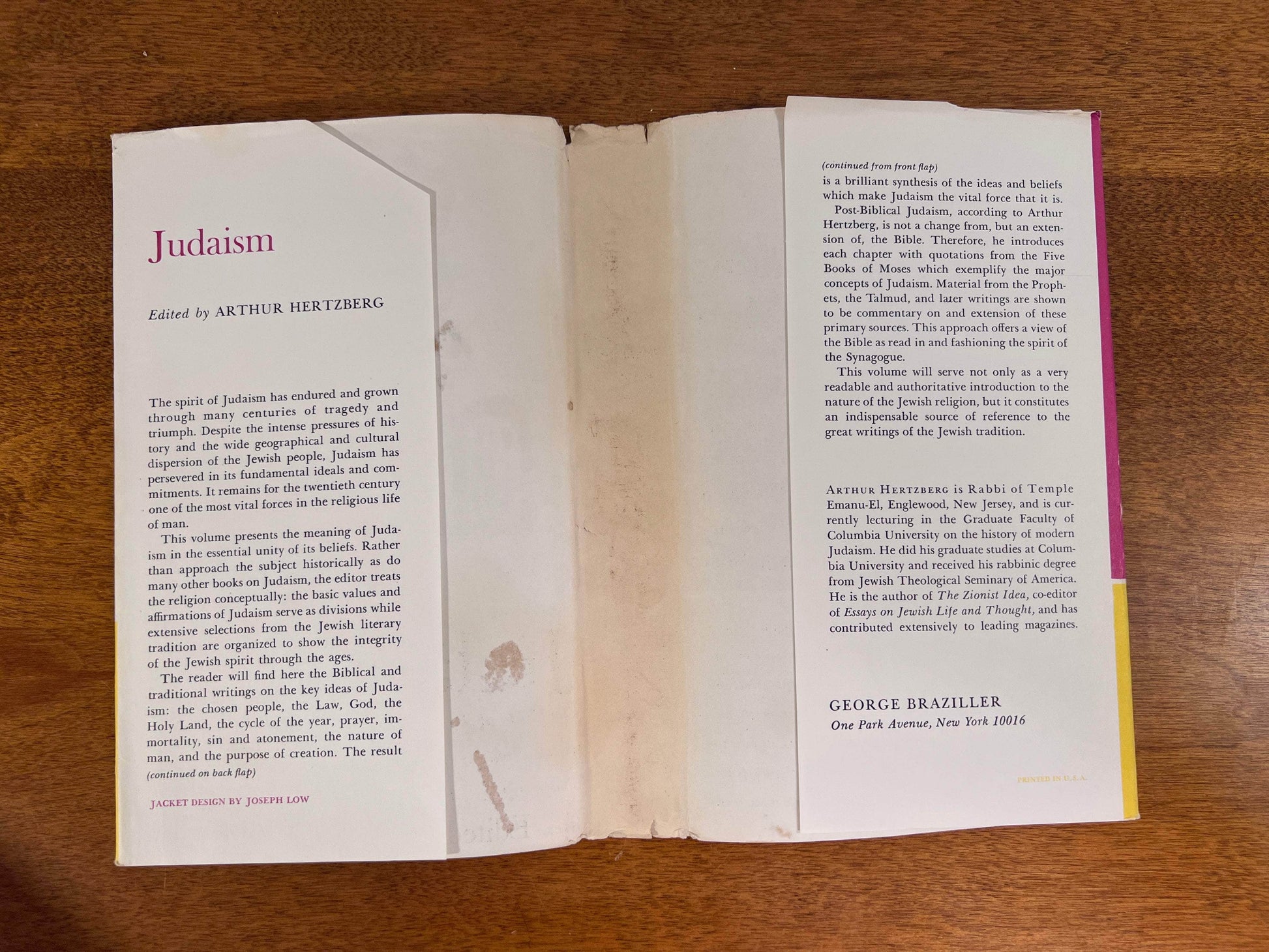 Flipped Pages Great Religions of Modern Man, Judaism by Arthur Hertzberg, 1962