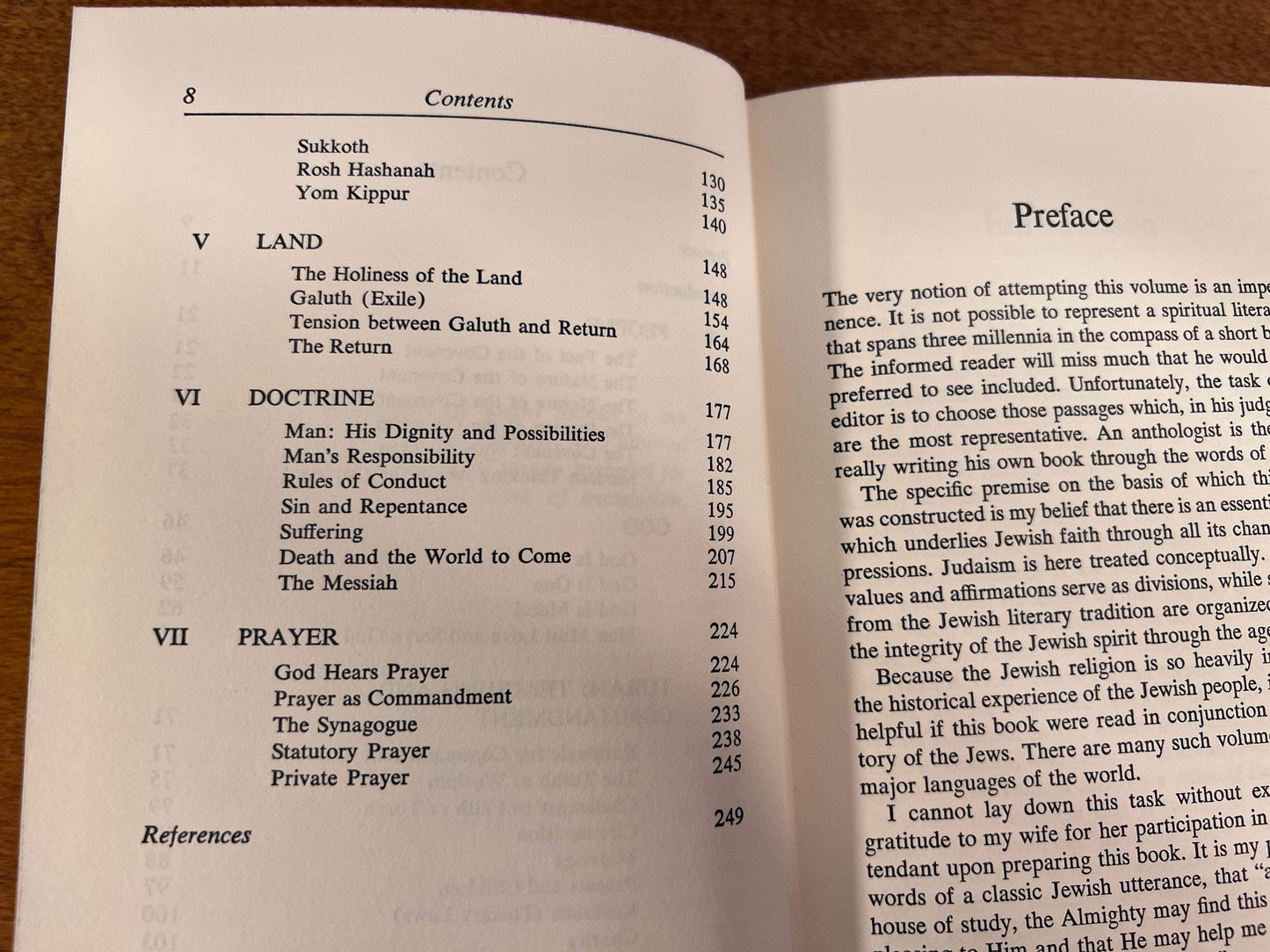 Flipped Pages Great Religions of Modern Man, Judaism by Arthur Hertzberg, 1962