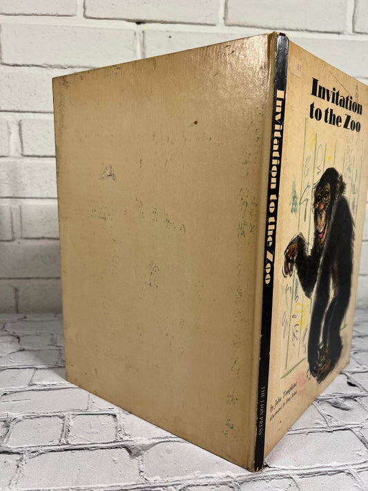Flipped Pages Invitation to the Zoo by John Tomkins [1967]